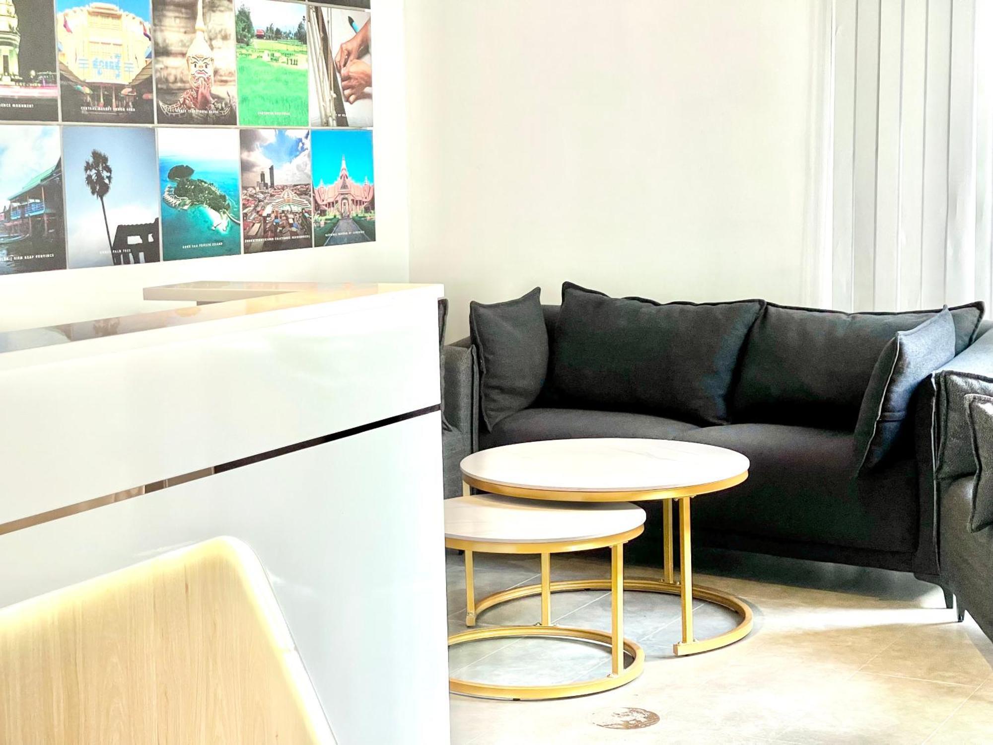 Sky Hotel Central Phnom Penh - Rooms & Apartments Exterior foto